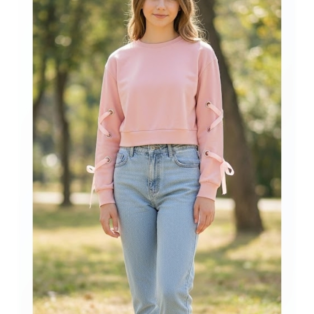 Chic Pink Lace-Up Sleeve Sweatshirt - Picture 2 of 8